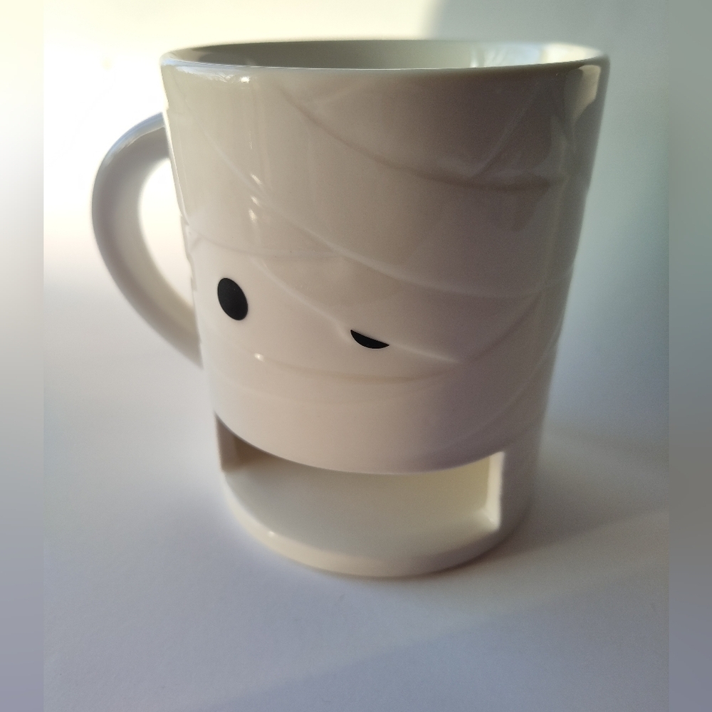 🎃 Indigo Mummy Cookie Mug - Picture 2 of 6
